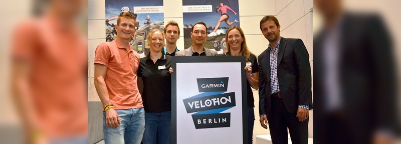 André Greipel , Gunda Häußler (Garmin), Thomas Lenz (Product Manager Garmin), Erik Zabel, Andrea Heinrich (Marketing Manager Garmin) und Frank Bertling (Geschäftsführer der Upsolut Event GmbH)