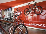 Aus Nürnberger Radsportladen "Downhill" wird der erste Specialized Concept Store.