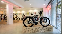Pop-Up-Galerie bringt Kunst und E-Bike zusammen.