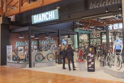 Die Fico Eataly World beheimatet künftig auch einen Bianchi-Store.