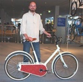 Nick Lobnitz und sein Paper Bike