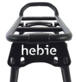 An der Montageplatte für die Rückleuchte prangt der Hebie-Schriftzug in fein ausgenommenen Lettern.
