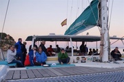 Teambuilding auf einem Hochsee-Katamaran