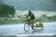 Auch bei Regenwetter kann Radfahren Spaß machen.