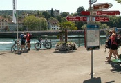 Das gut ausgeaute Radnetz in der Schweiz kurbelt auch Veloverkäufe an.