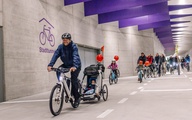 Foto: Tom Ulrich - Im Rahmen der Cycle Week in Zürich wurde auch der neue Velo-Tunnel eröffnet. 