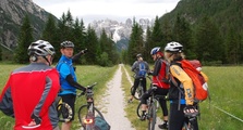Mit Outdoor-Sport und insbesondere auch Radfahren als Urlaubsaktivität geht es steil bergauf