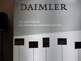 Daimler unterstützte die Feier finanziell und gratulierte dem Fahrrad.