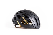 Der Helm "Century" - eine Hommage an ein goldenes Jahrhundert des Radrennsports.