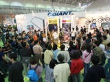 Die Messe-Highlights, hier Giants neuer TCM-Rahmen, stießen auch bei taiwanischen Verbrauchern auf großes Interesse.