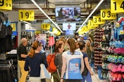 Blick ins Innere eine Decathlon-Filiale: