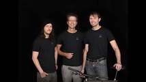 GEOS–Team: Dr. Peter Hanstein (mitte) mit Florian Haeussler (links) und Michael Ruffer