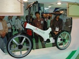 Das Gocycle von Karbon Kinetics zog auf der Taipei Show viele Besucherblicke auf sich.